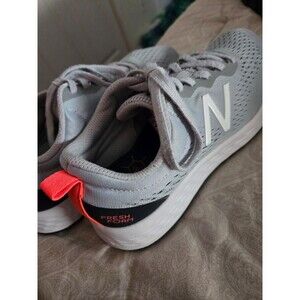 Womens 8.5 New Balance Running Shoes